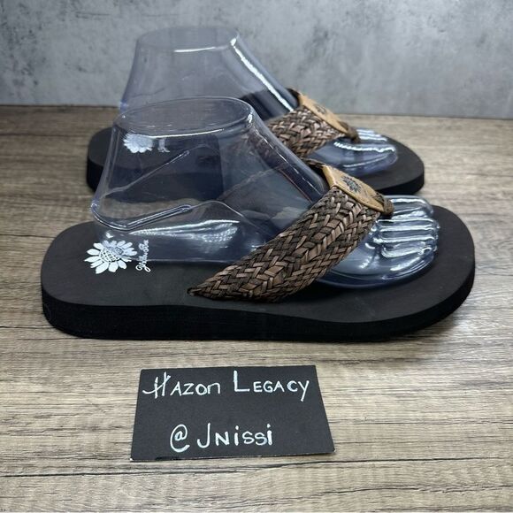 Yellow Box~Women’s~”Fionna”~ Woven Dark Brown Flip Flop Thong Sandals~Size 10 - Picture 2 of 9